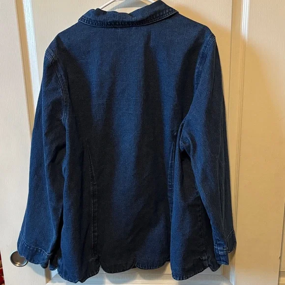 Vintage Blue Denim Jacket with Scalloped Edges and Sleeves - Picture 3 of 4